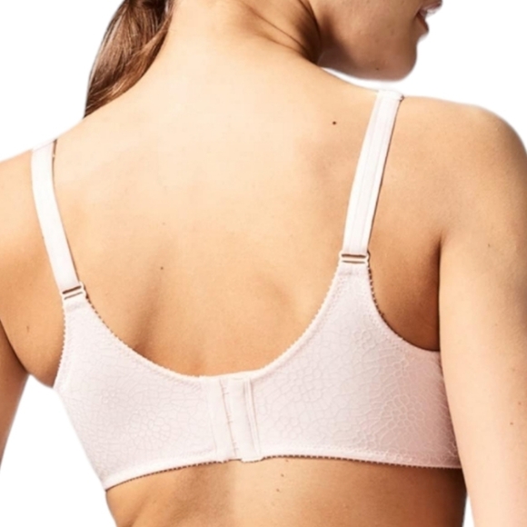 Chantelle C Magnifique 36H Seamless Minimizer Bra NWT - Picture 2 of 7